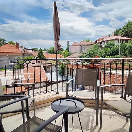 Shahbazian House Apartamento Plovdiv