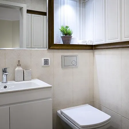 Shahbazian House Apartamento Plovdiv