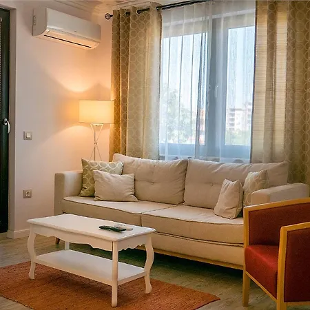 Shahbazian House Пловдив