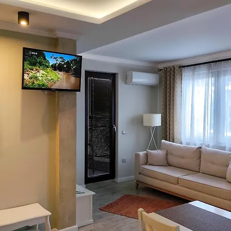 Апартамент Shahbazian House *