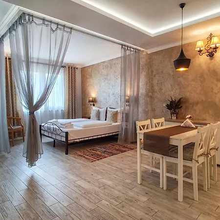 Shahbazian House Апартамент