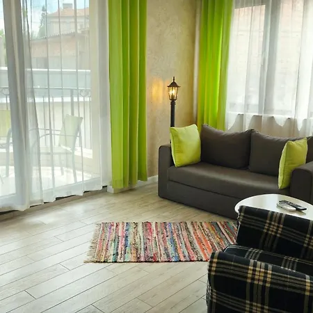 Апартамент Shahbazian House *