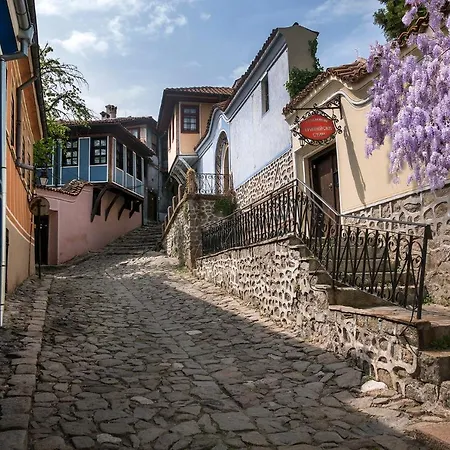 Апартамент Shahbazian House *